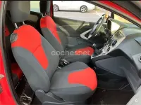 Usado Ford Ka Titanium 69 CV (50 kW) 2009 Rojo Utilitario