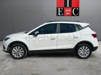 Usado Seat Arona Reference 95 CV (69 kW) 2018 Blanco SUV