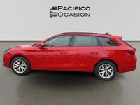 Usado Seat Leon Style 110 CV (80 kW) 2023 Rojo Familiar