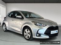 Usado Toyota Yaris Hybrid Active 116 CV (85 kW) 2024 Gris / plata Berlina