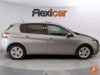 Usado Peugeot 308 Access 99 CV (72 kW) 2017 Gris Utilitario