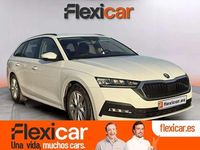 Usado Skoda Octavia Ambition 116 CV (85 kW) 2023 Blanco Familiar