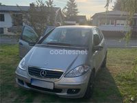 Usado Mercedes A170 Classic 116 CV (85 kW) 2005 Gris / plata Monovolumen