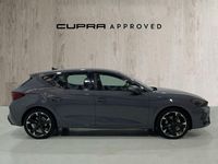Usado Cupra Leon 150 CV (110 kW) 2025 Gris / plata Berlina