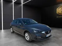 Usado Seat Leon Style 130 CV (95 kW) 2023 Gris