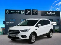 Usado Ford Kuga Trend 120 CV (88 kW) 2019 Blanco SUV