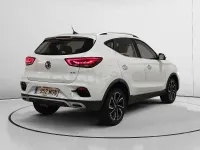 Usado MG ZS Luxury 106 CV (77 kW) 2023 Blanco SUV