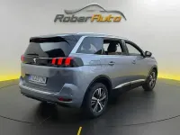Usado Peugeot 5008 GT-line 130 CV (95 kW) 2018 Gris / plata SUV