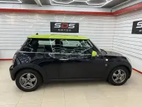 Usado Mini Cooper D 110 CV (80 kW) 2007 Negro Utilitario