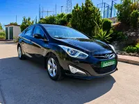 Usado Hyundai i40 115 CV (84 kW) 2015 Negro Berlina