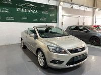 Usado Ford Focus Cabriolet Titanium 136 CV (100 kW) 2009 Gris / plata Descapotable