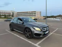 Usado Mercedes GLA200 AMG line 136 CV (100 kW) 2016 Gris SUV
