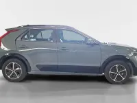 Usado Kia Niro 141 CV (103 kW) 2023 Verde SUV
