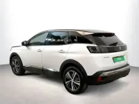 Usado Peugeot 3008 Allure 131 CV (96 kW) 2022 Gris SUV