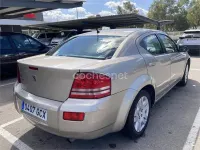 Usado Dodge Avenger SE 156 CV (114 kW) 2008 Beige Berlina