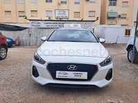 Usado Hyundai i30 95 CV (69 kW) 2018 Blanco Berlina
