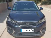 Usado Peugeot 5008 Active 120 CV (88 kW) 2017 Azul Monovolumen