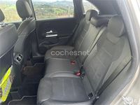 Usado Mercedes B200 150 CV (110 kW) 2021 Gris / plata Monovolumen