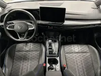 Usado VW Golf VIII R-line 150 CV (110 kW) 2025 Azul Berlina