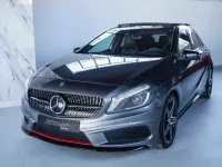 Usado Mercedes A250 AMG line 211 CV (155 kW) 2013 Gris Utilitario