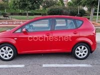 Usado Seat Altea Sport 105 CV (77 kW) 2004 Rojo Monovolumen