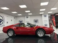 Usado Ferrari 308 213 CV (156 kW) 1981 Rojo Descapotable