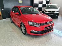 Usado VW Polo Advance 75 CV (55 kW) 2015 Rojo Berlina