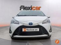 Usado Toyota Yaris Hybrid Active 100 CV (73 kW) 2018 Blanco