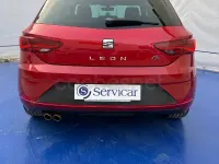Usado Seat Leon FR 150 CV (110 kW) 2018 Rojo Berlina