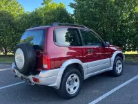 Usado Suzuki Grand Vitara 110 CV (80 kW) 2004 Granate SUV