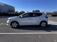 Usado Dacia Sandero Expression 101 CV (74 kW) 2023 Blanco Berlina