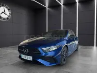 Usado Mercedes A200 150 CV (110 kW) 2025 Azul Berlina