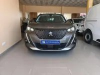 Usado Peugeot 2008 Allure 110 CV (80 kW) 2021 Gris SUV