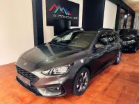 Usado Ford Focus ST-Line 155 CV (114 kW) 2021 Gris Familiar