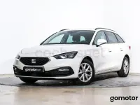 Usado Seat Leon Style 115 CV (84 kW) 2022 Blanco Familiar
