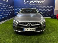 Usado Mercedes A180 116 CV (85 kW) 2020 Gris / plata Berlina