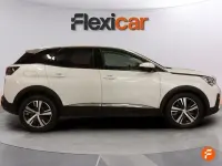Usado Peugeot 3008 Allure 130 CV (95 kW) 2018 Blanco SUV