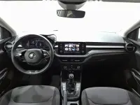 Usado Skoda Fabia Selection 95 CV (69 kW) 2024 Blanco Utilitario