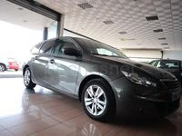 Usado Peugeot 308 SW Active 120 CV (88 kW) 2016 Beige Familiar
