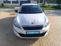 Usado Peugeot 308 Active 130 CV (95 kW) 2014 Blanco Berlina
