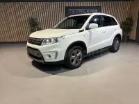 Usado Suzuki Vitara 120 CV (88 kW) 2015 Blanco SUV