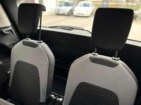 Usado Citroën C4 114 CV (83 kW) 2013 Gris Utilitario