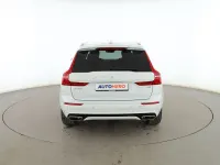 Usado Volvo XC60 R-Design 392 CV (288 kW) 2019 Blanco SUV