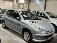 Usado Peugeot 206 70 CV (51 kW) 2005 Gris / plata Berlina