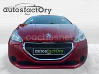Usado Peugeot 208 Access 75 CV (55 kW) 2015 Granate Utilitario