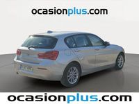 Usado BMW 118 150 CV (110 kW) 2018 Gris plata Utilitario