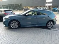 Usado BMW 120 Sport Line 190 CV (139 kW) 2020 Gris Utilitario