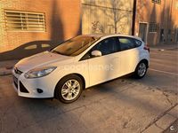 Usado Ford Focus Trend 105 CV (77 kW) 2011 Blanco Berlina