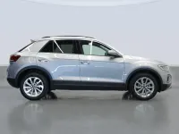 Usado VW T-Roc Life 110 CV (80 kW) 2022 Gris plata SUV