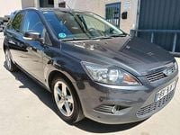 Käytetty Ford Focus Trend 101 HP (74 kW) 2009 Harmaa Viistoperä